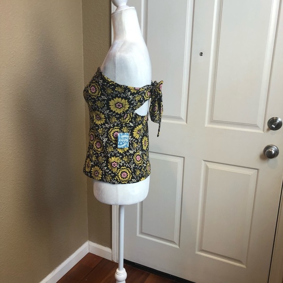 Free people halter top. - Picture 4 of 16